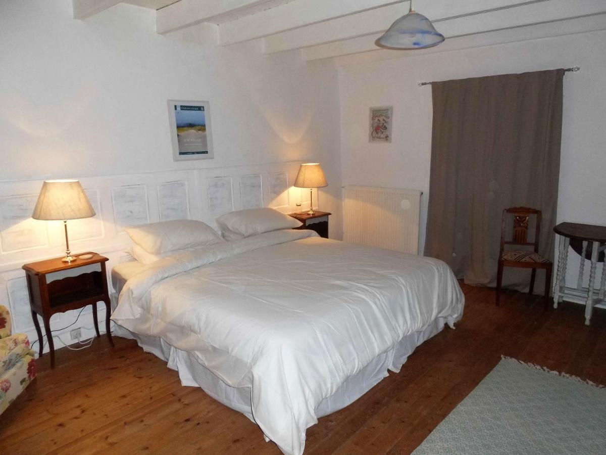 La Bicyclette Bleue Bed & Breakfast Montpinchon Exterior photo