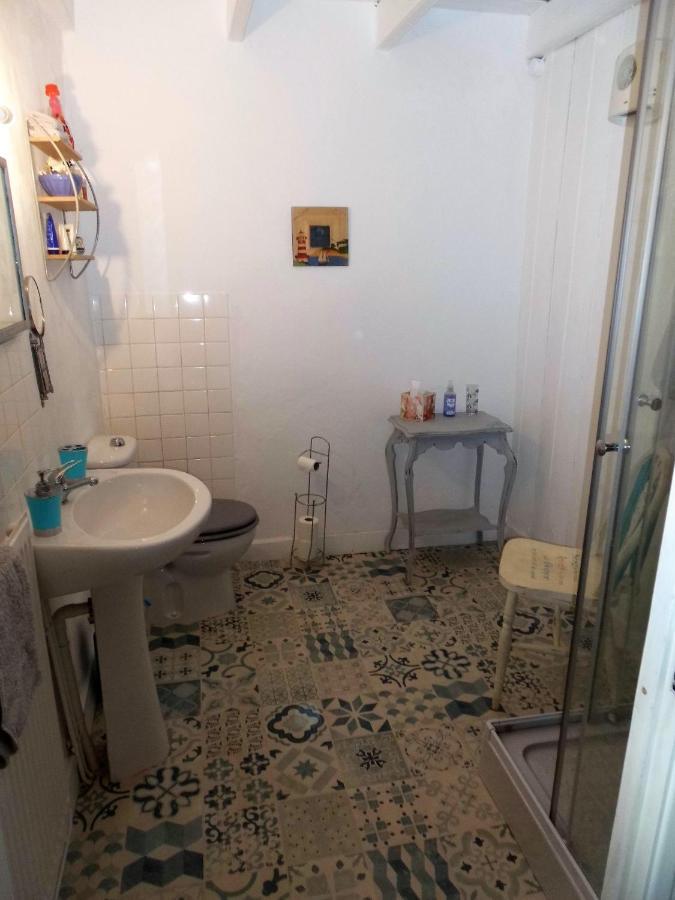 La Bicyclette Bleue Bed & Breakfast Montpinchon Exterior photo