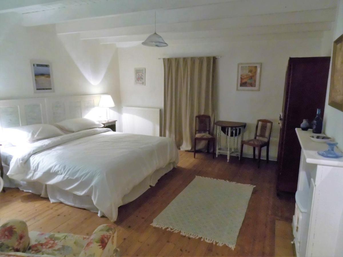 La Bicyclette Bleue Bed & Breakfast Montpinchon Exterior photo