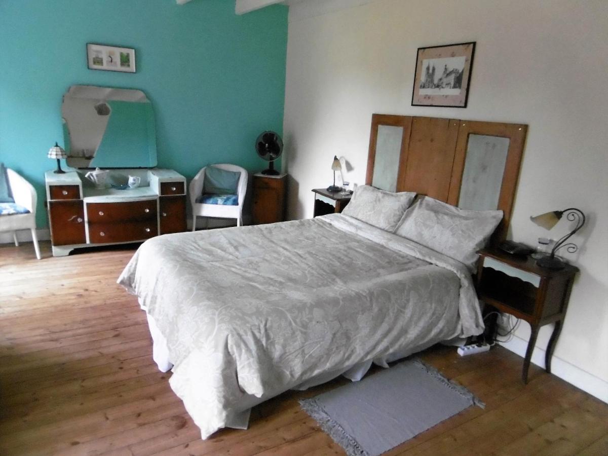La Bicyclette Bleue Bed & Breakfast Montpinchon Exterior photo