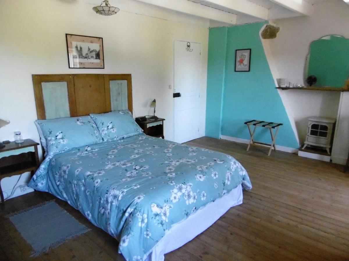 La Bicyclette Bleue Bed & Breakfast Montpinchon Exterior photo